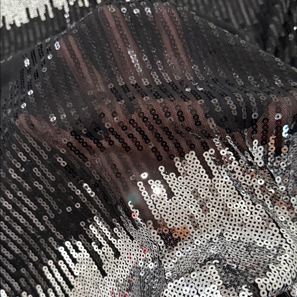 INC International Concepts Black and Silver Sequin Short Sleeve Top - Picture 4 of 7